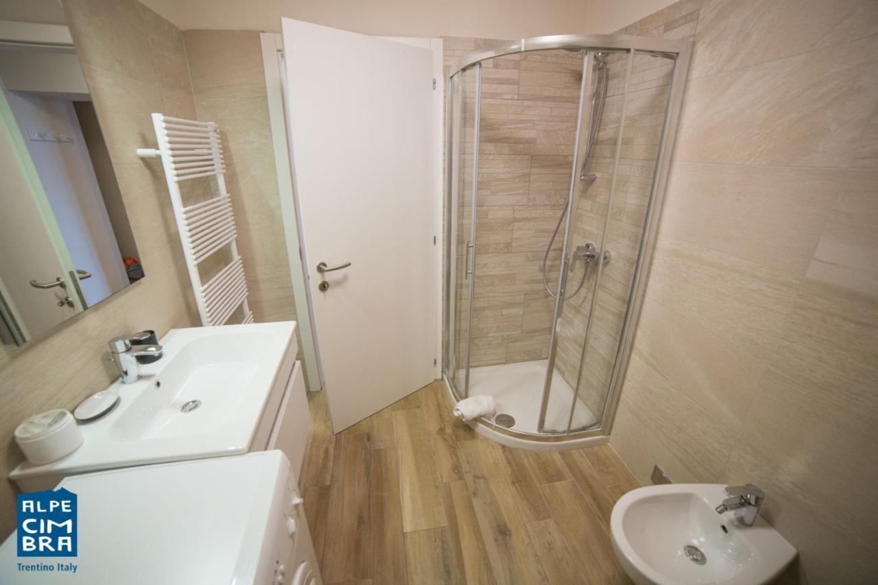 Trentino Apartments - Casa Marzari Фольгария Экстерьер фото
