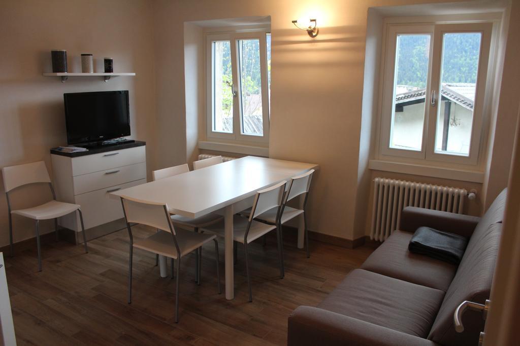 Trentino Apartments - Casa Marzari Фольгария Экстерьер фото